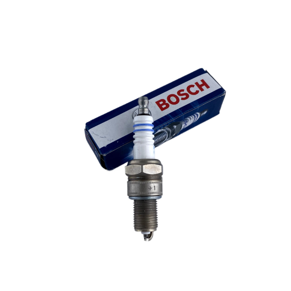 SPARK PLUG Bosch Austin Morris Leyland MG Vauxhall Lada Holden F